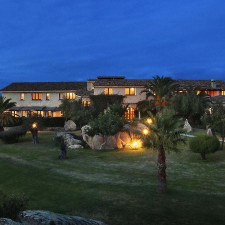 Hotel Pulicinu Baja Sardinia Eksteriør bilde