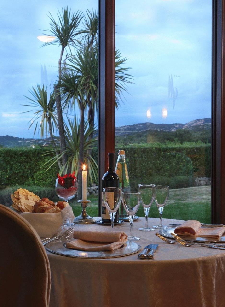 Hotel Pulicinu Baja Sardinia Eksteriør bilde