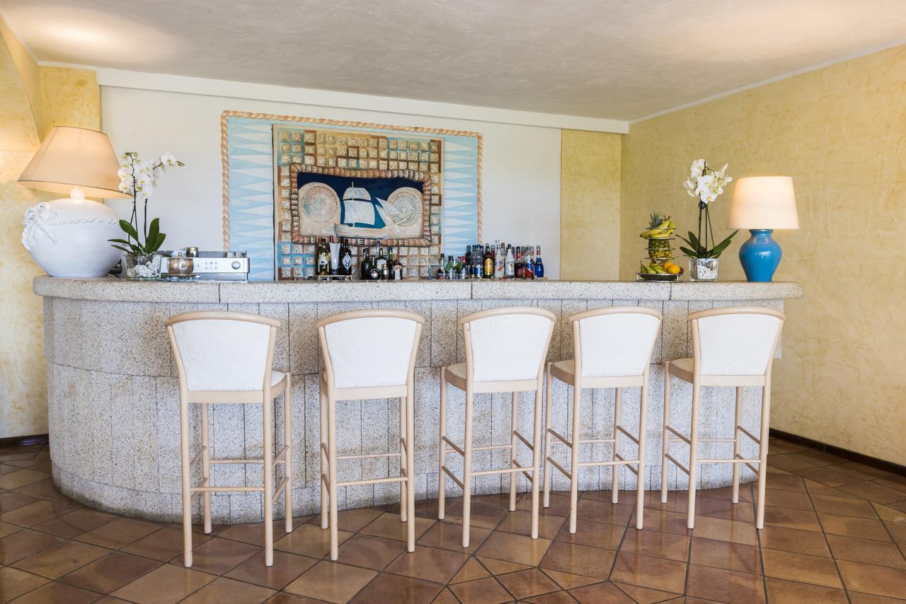 Hotel Pulicinu Baja Sardinia Eksteriør bilde