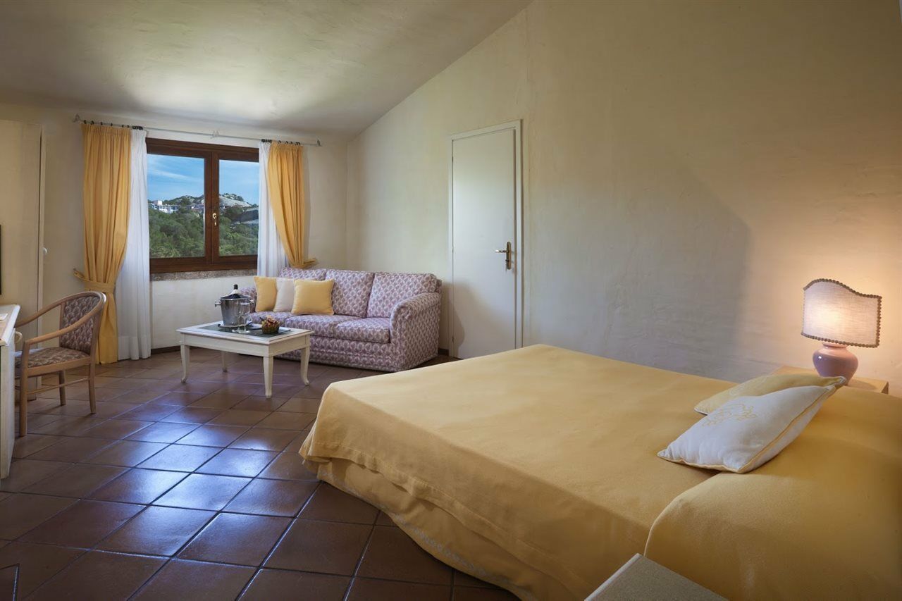 Hotel Pulicinu Baja Sardinia Eksteriør bilde